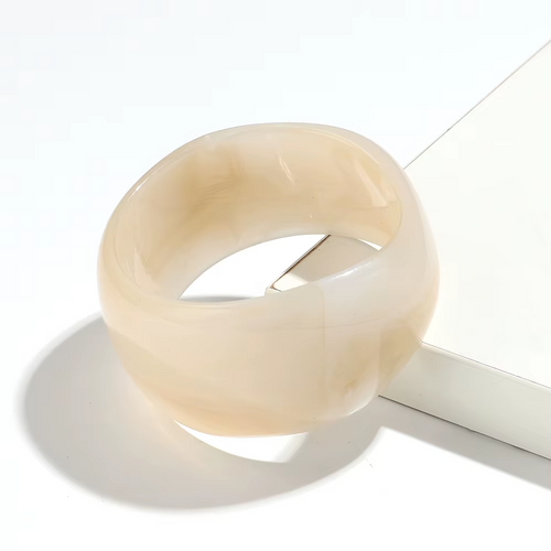 CREAM BANGLE